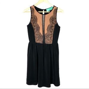 Venig sleeveless black lace front knee length pleated dress size 6